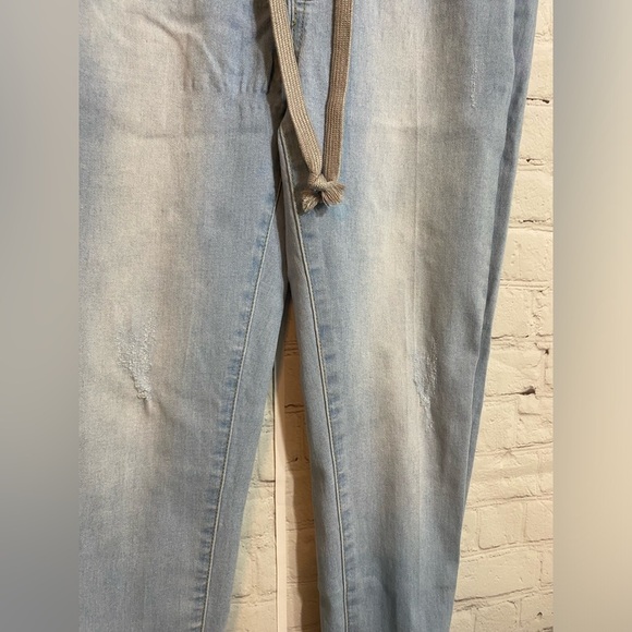 GOGO Jeans Women's Size 11/30 Light Wash Elastic Stretch Pants - Picture 5 of 5